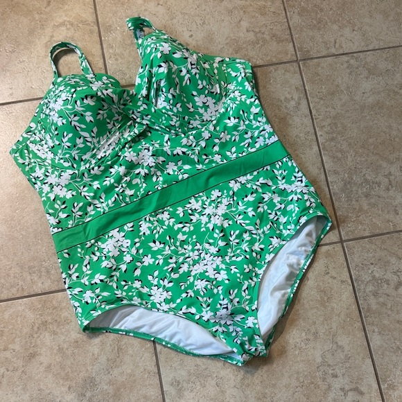 Draper James Other - Draper James 💜 Lands End 26W Swim